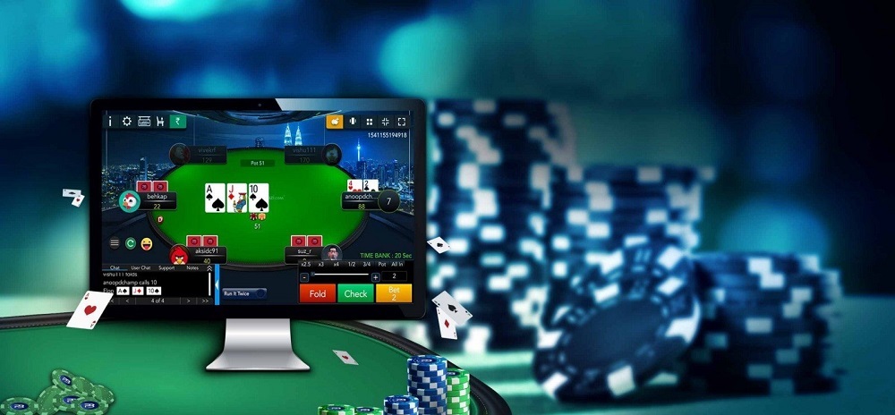 Learning online poker strategies from the Pros